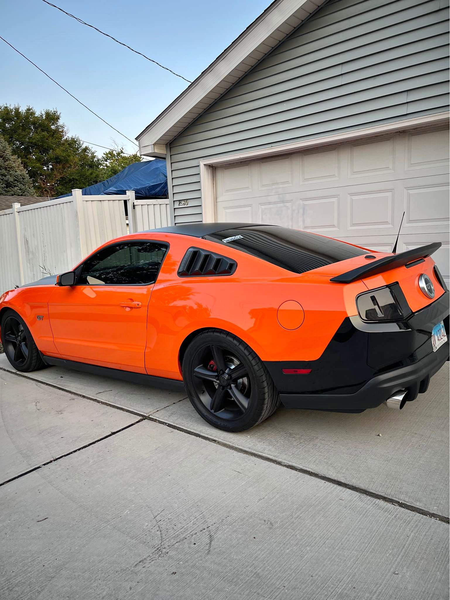 2010 Ford Mustang - GT Premium Coupe 2D