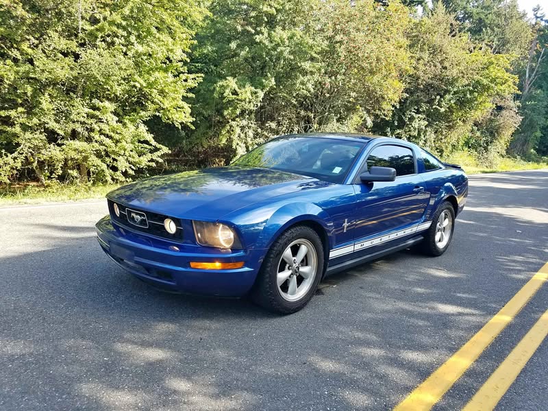 2007 Ford Mustang - V6 Premium Coupe 2D