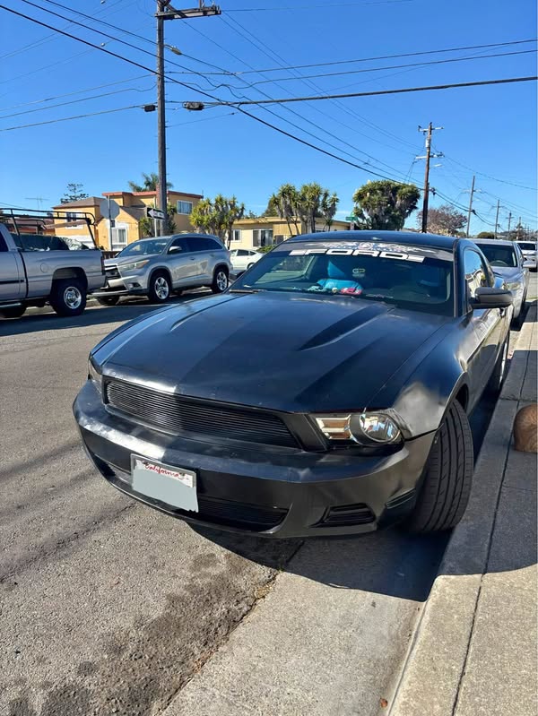 2010 Ford Mustang - V6 Premium Convertible 2D