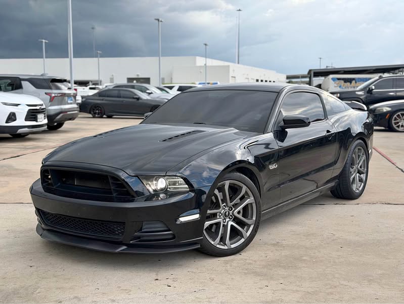 2013 Ford Mustang - GT Premium Coupe 2D
