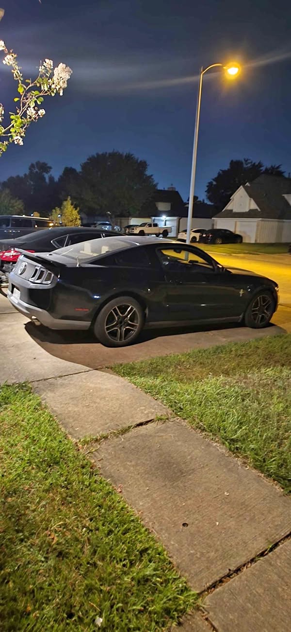 2012 Ford Mustang - Coupe 2D