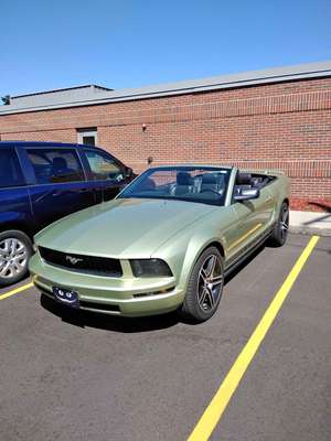 2006 Ford Mustang - Convertible 2D