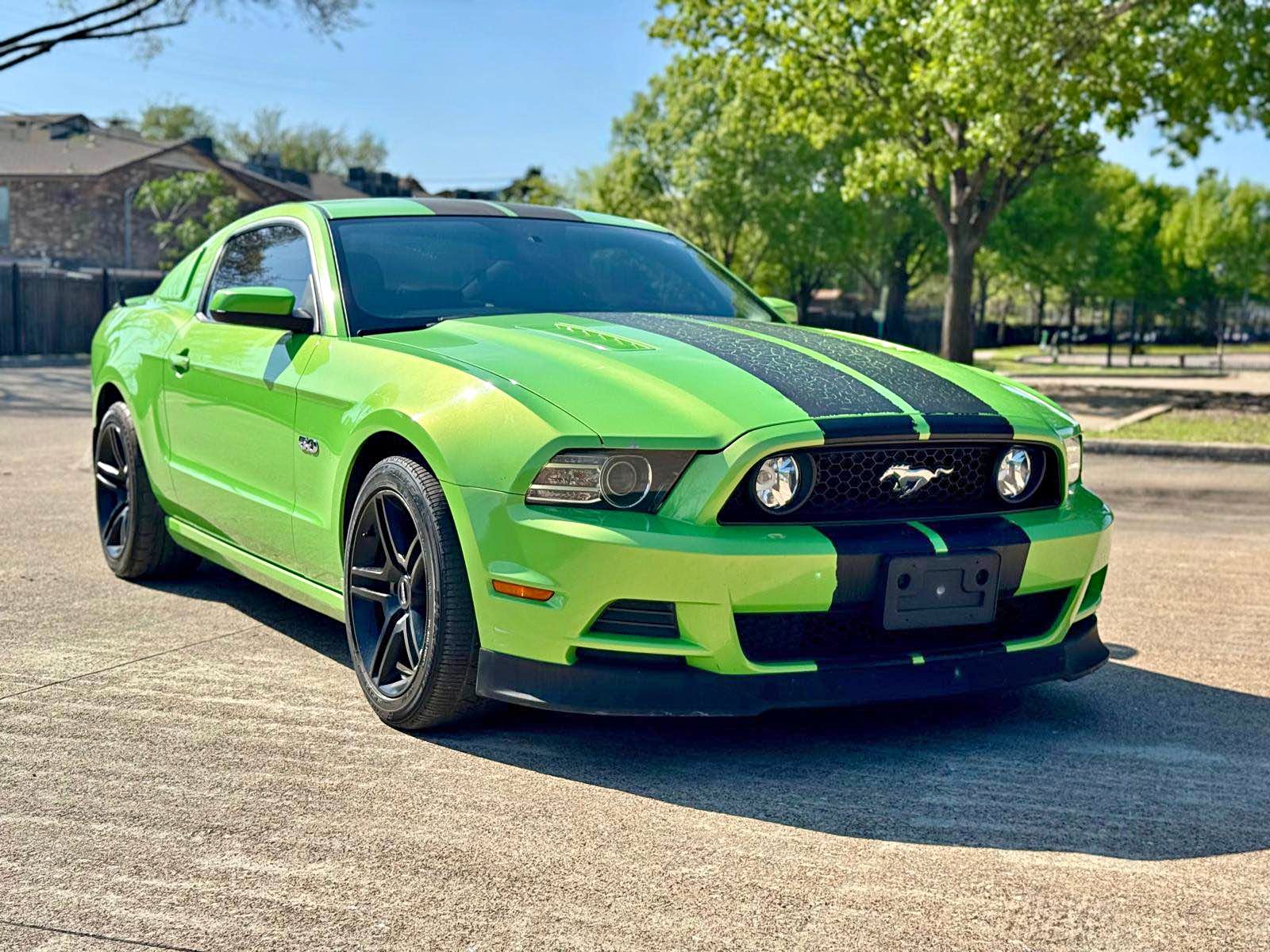 2013 Ford Mustang - GT