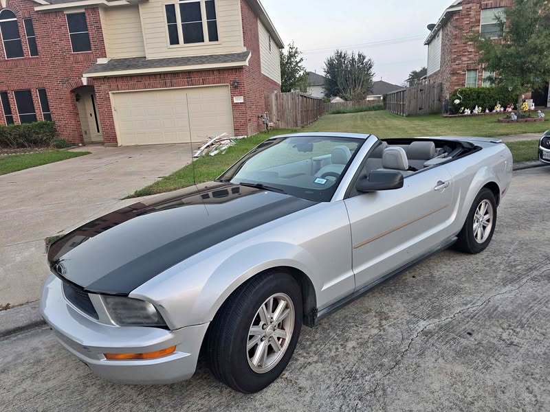 2008 Ford Mustang - Convertible 2D