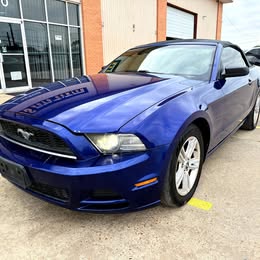 2014 Ford Mustang V6 Convertible
