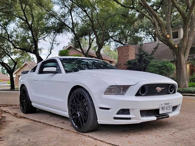 2014 Ford Mustang - Coupe 2D