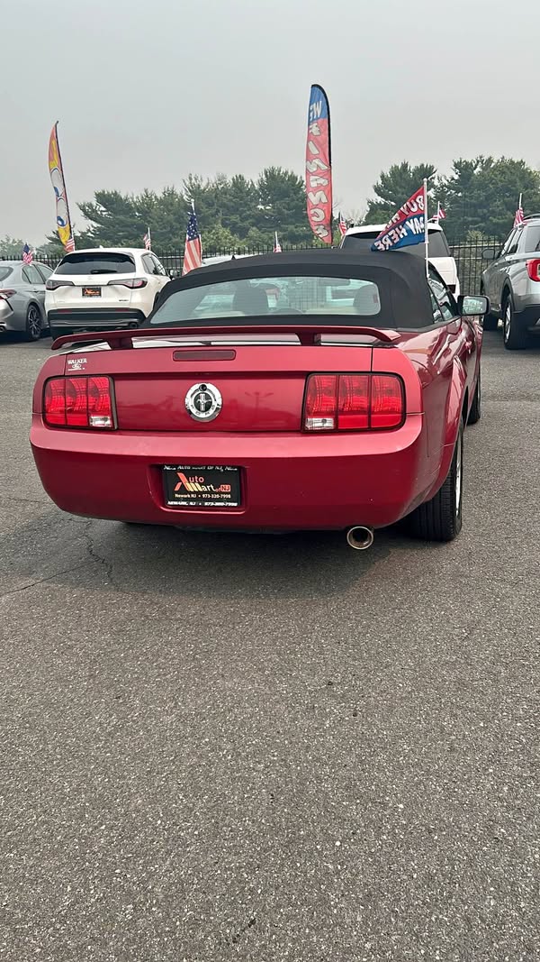 2005 Ford Mustang - Premium Convertible 2D
