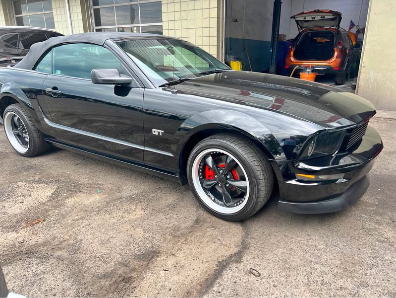 2007 Ford Mustang - GT V8 Convertible Manual Trans