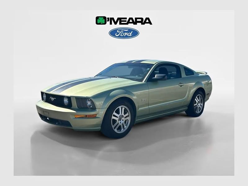 2005 Ford Mustang GT Premium