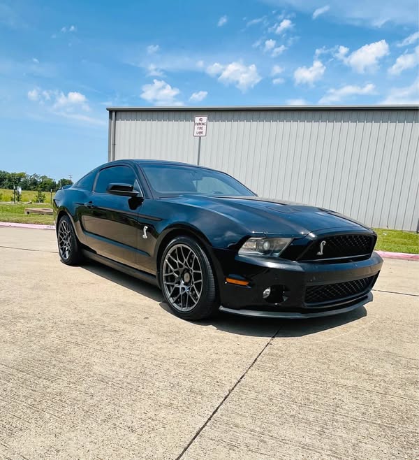 2011 Ford Mustang - Shelby GT500 Coupe 2D