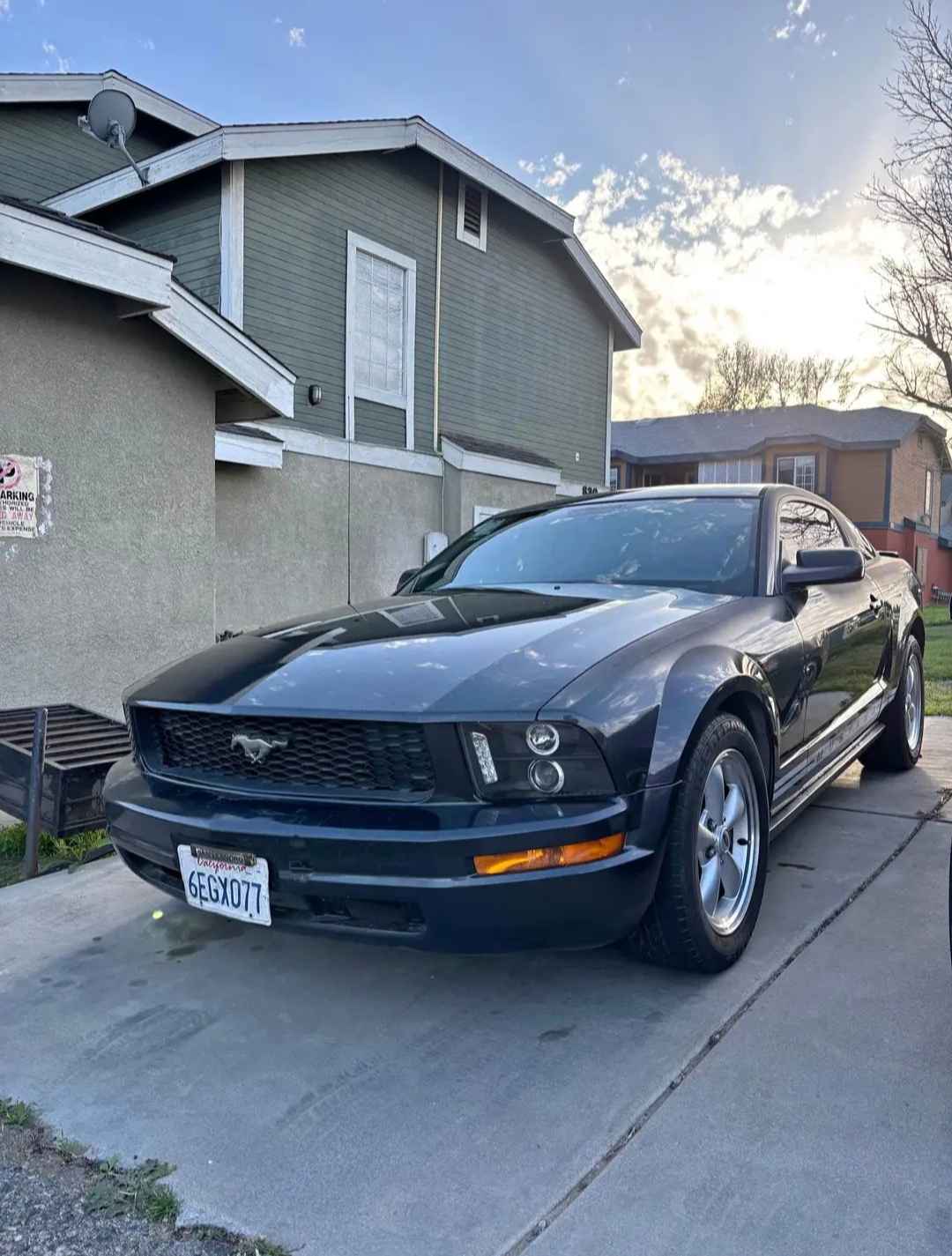 2008 Ford Mustang - Deluxe Coupe 2D
