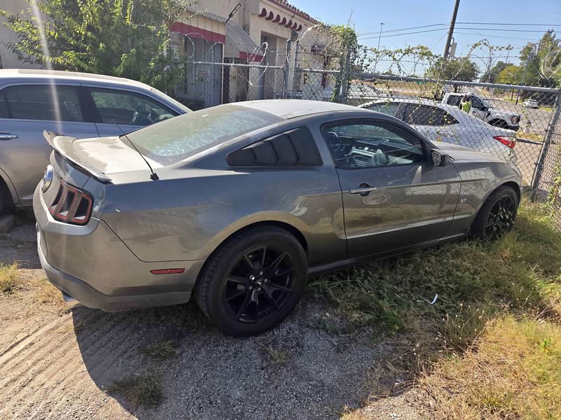2012 Ford Mustang - Coupe 2D