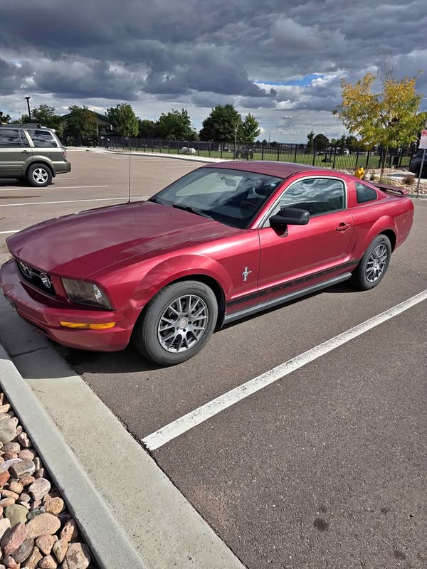 2005 Ford Mustang - V6 Coupe 2D