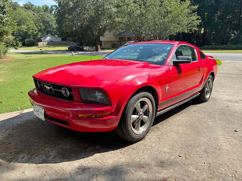 2006 Ford Mustang - V6 Premium Coupe 2D