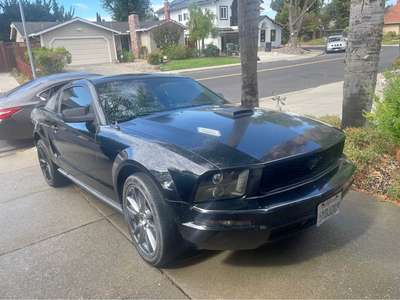 2007 Ford Mustang - V6 Coupe 2D