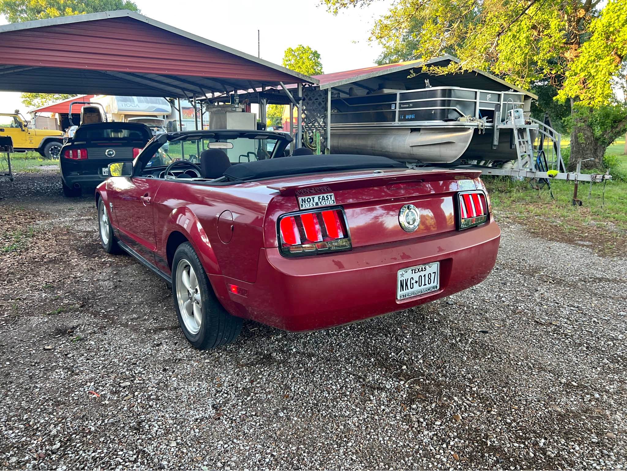 2008 Ford Mustang - Black