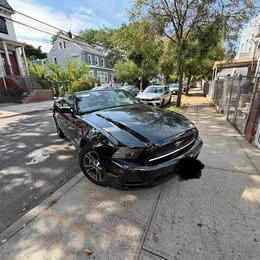 2014 Ford Mustang - V6 Premium