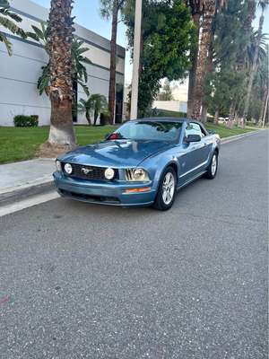 2005 Ford Mustang - GT
