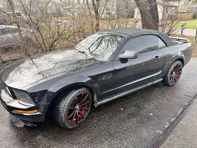 2007 Ford Mustang - Convertible 2D
