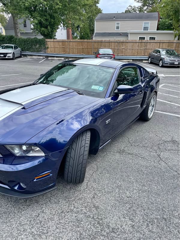 2010 Ford Mustang - GT Premium Coupe 2D