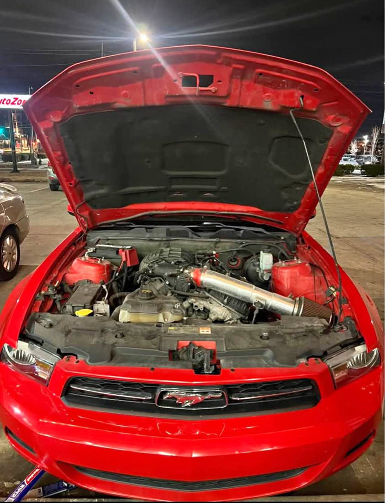 2011 Ford Mustang Coupe 2D