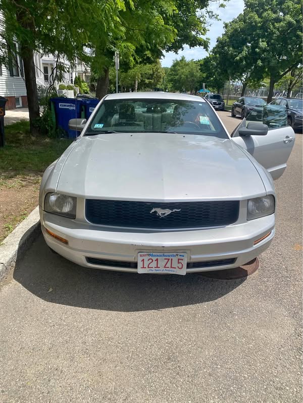 2006 Ford Mustang - Em boa condi\u00e7\u00e3o
