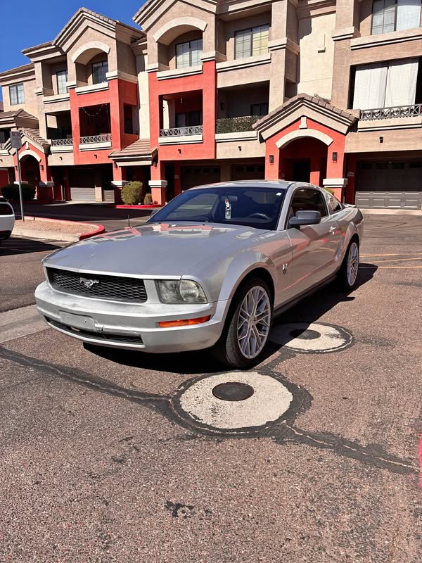 2009 Ford Mustang - V6 Premium Coupe 2D