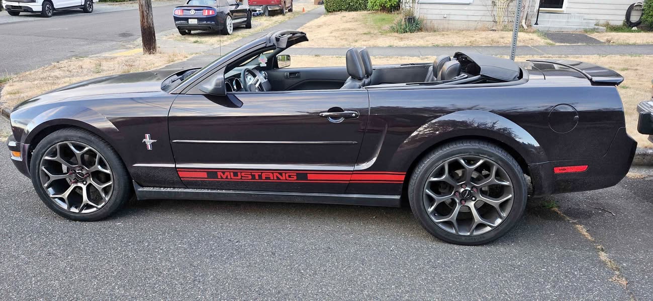 2007 Ford Mustang - Convertible 2D