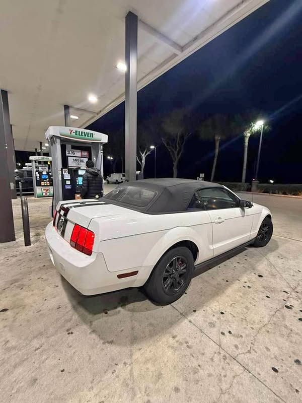 2007 Ford Mustang - Deportivo