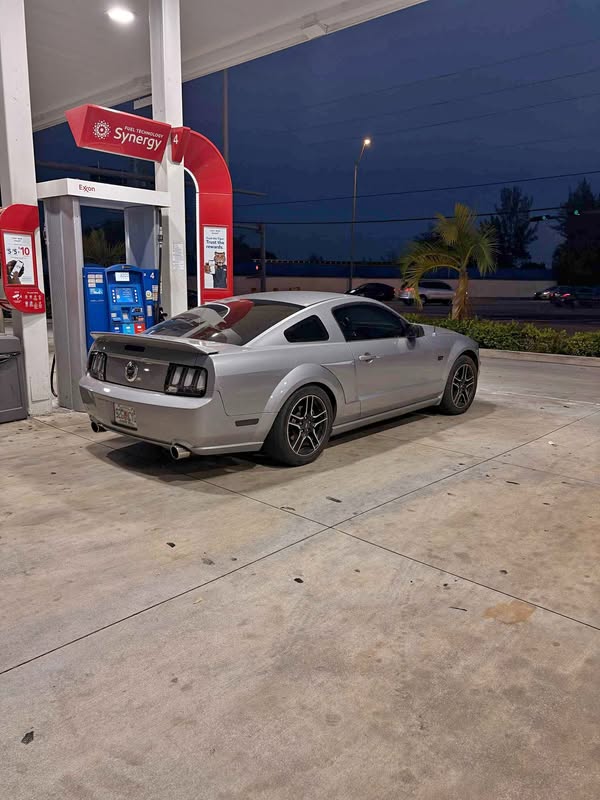 2006 Ford Mustang - GT Premium Coupe 2D