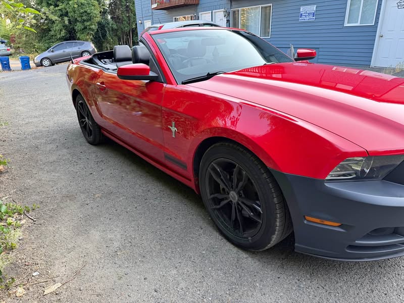 2014 Ford Mustang - Convertible 2D