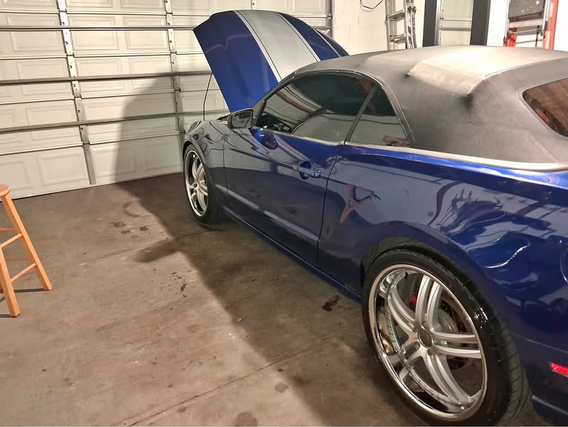 2014 Ford Mustang - Convertible 2D