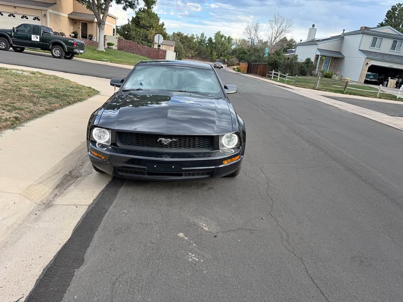 2005 Ford Mustang - V6 Coupe 2D