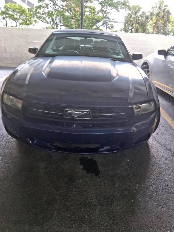 2012 Ford Mustang - Convertible 2D