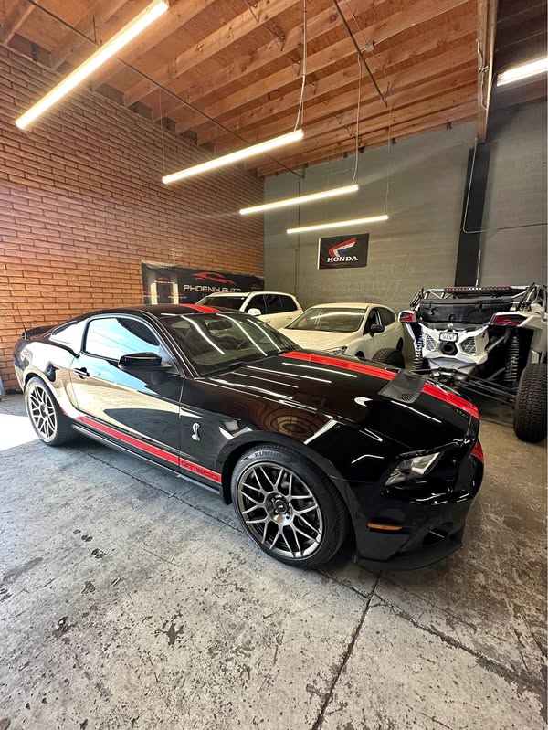 2011 Ford Mustang - Shelby GT500 Cobra Coupe 2D
