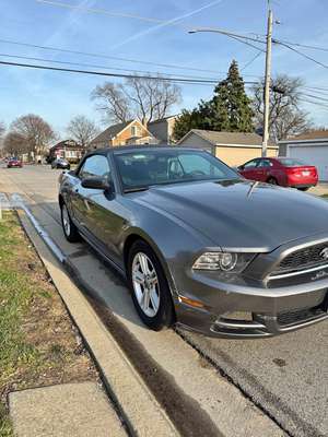 2014 Ford Mustang - V6 Convertible 2D