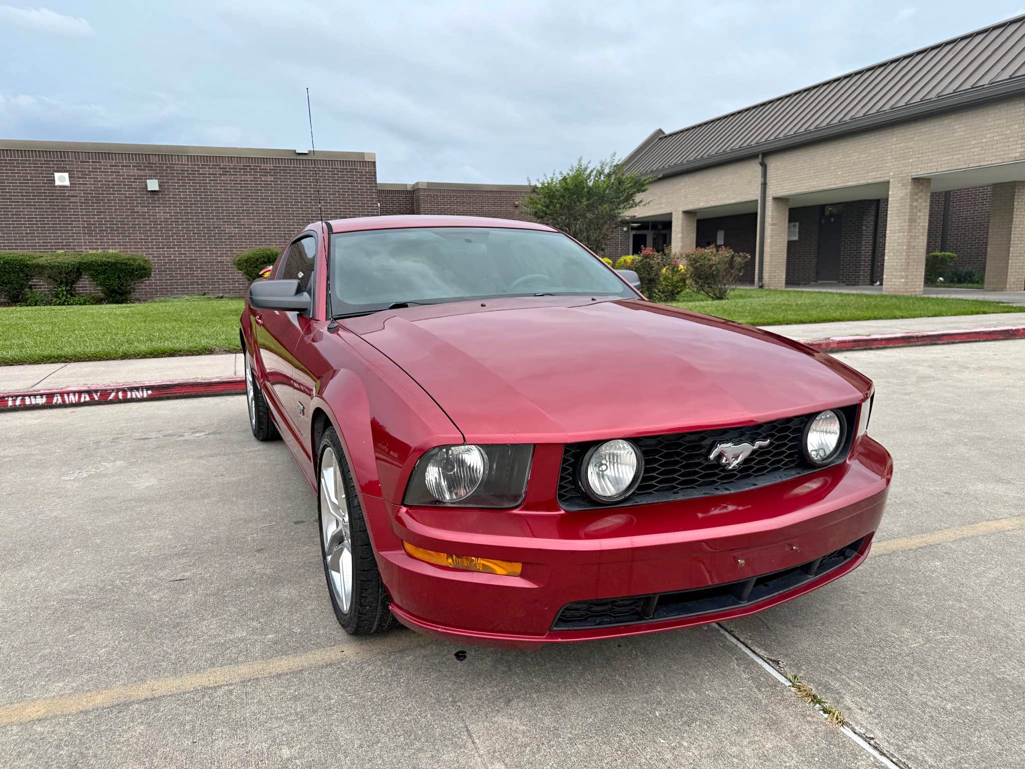 2006 Ford Mustang - GT Deluxe Coupe 2D