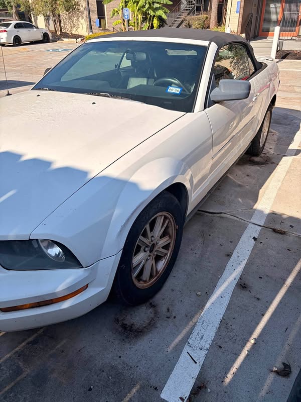 2007 Ford Mustang - Convertible 2D
