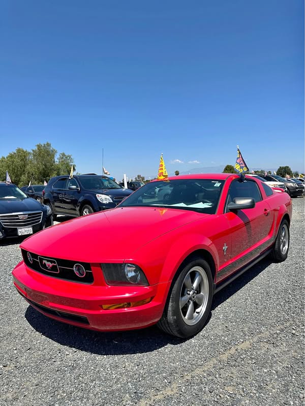 2006 Ford Mustang - Coupe 2D