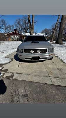 2005 Ford Mustang - V6 Coupe 2D