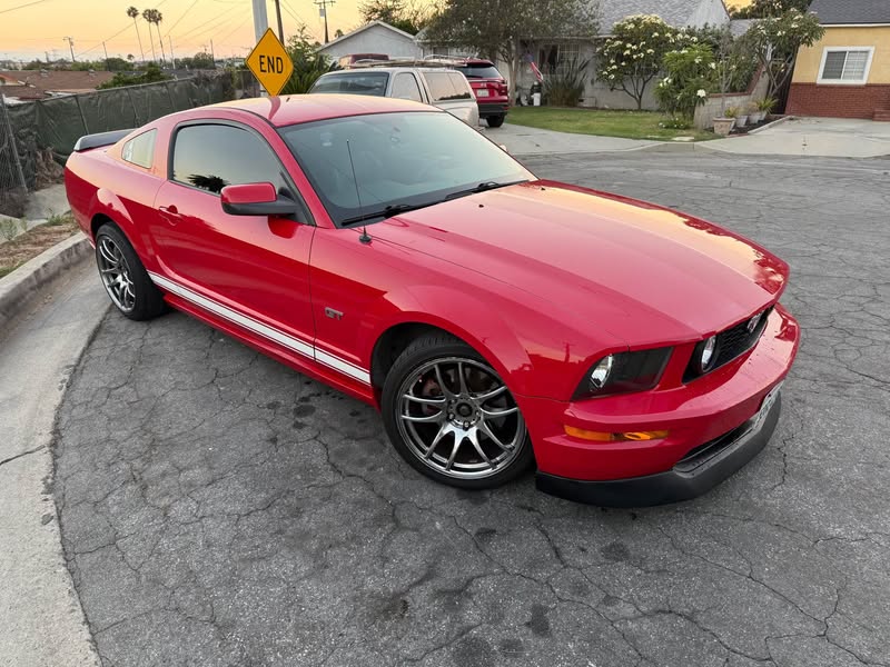 2006 Ford Mustang - GT Premium