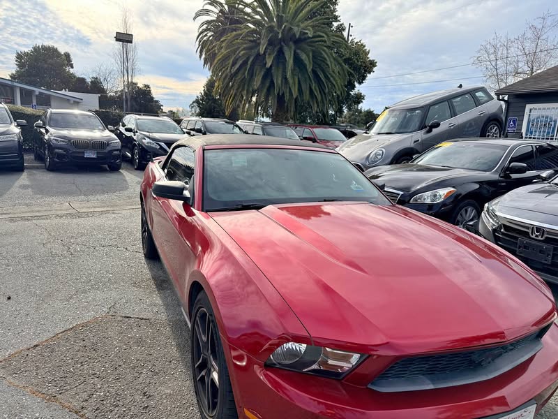 2010 Ford Mustang - 2D
