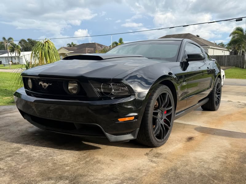 2012 Ford Mustang - GT Premium Coupe 2D