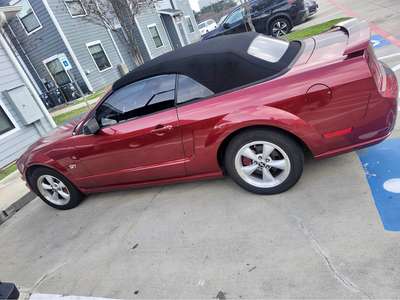 2005 Ford Mustang - GT Convertible 2D