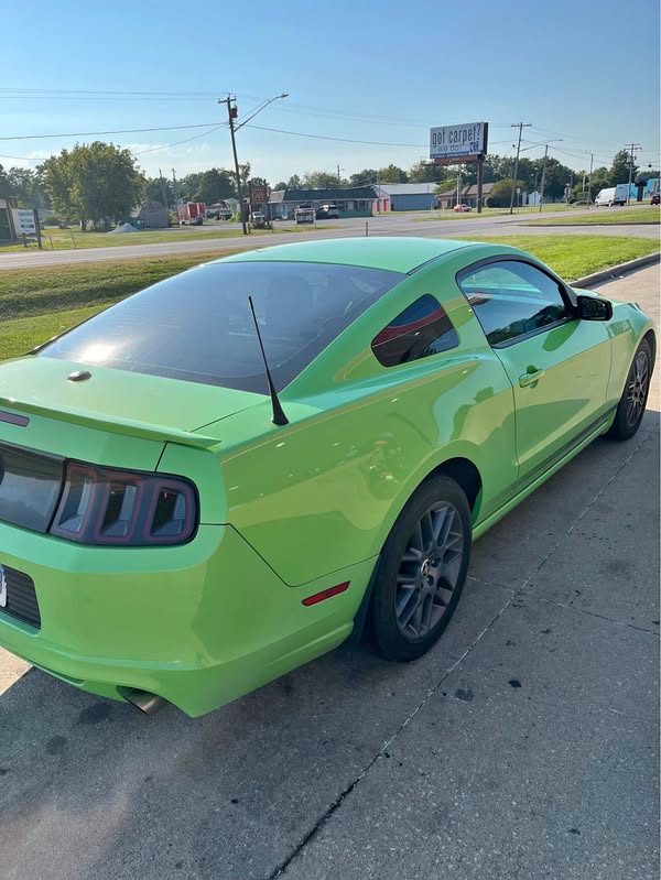 2014 Ford Mustang - V6 Premium Coupe 2D