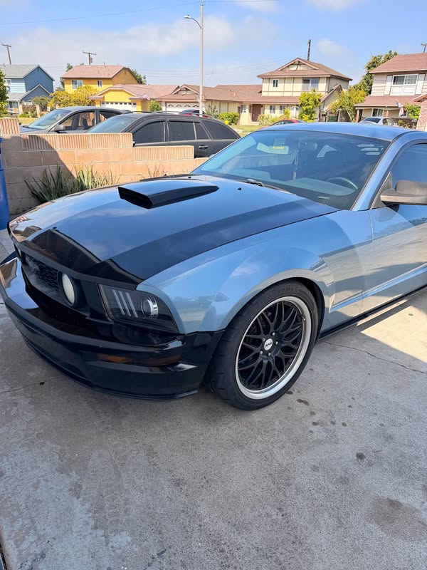 2007 Ford Mustang - V6 Coupe 2D