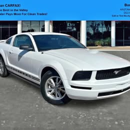 2005 Ford Mustang Deluxe 118.9K miles \ud83d\ude0e