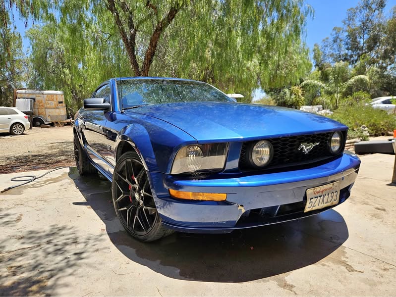 2007 Ford Mustang - GT deluxe
