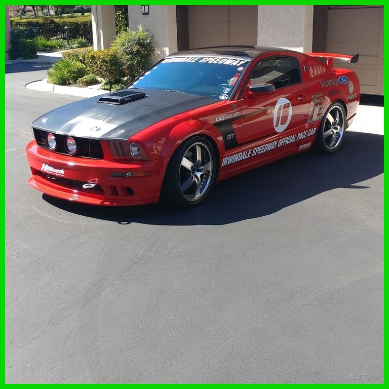 2006 Ford Mustang GT Irwindale Speedway Pace Car #2223045