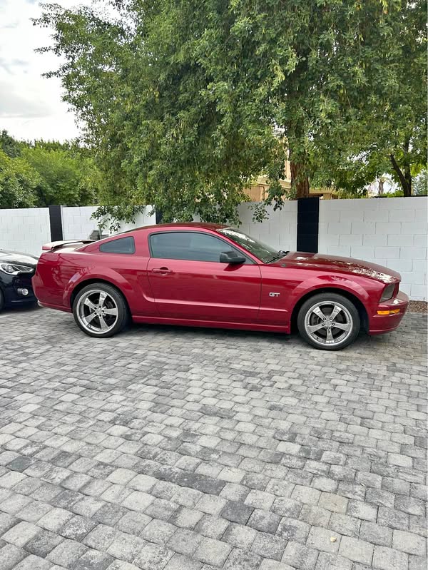 2005 Ford Mustang - GT Coupe 2D